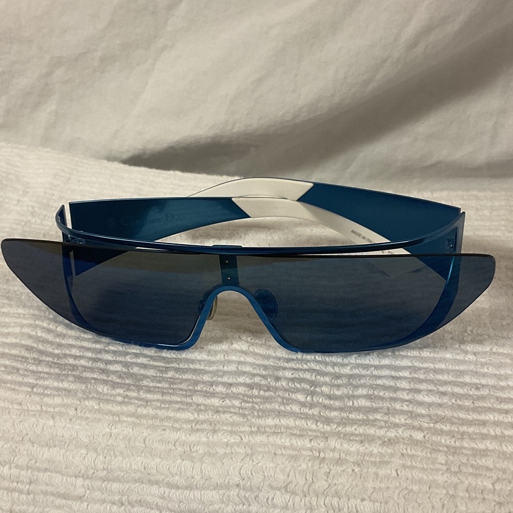 Dior Rihanna Colab Blue Shield-Style Sunglasses. Limited Edition Collaborated